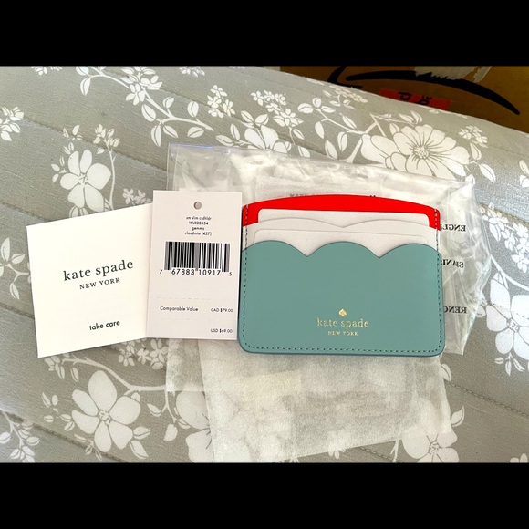 NWT Kate Spade Color block scalloped cardholder - Picture 2 of 3